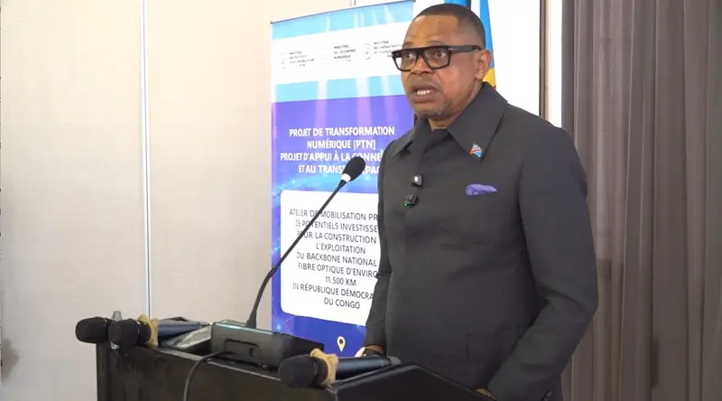 José Mpanda Kabangu s’exprime lors du Forum ANGOTIC 2026 à Luanda en Angola